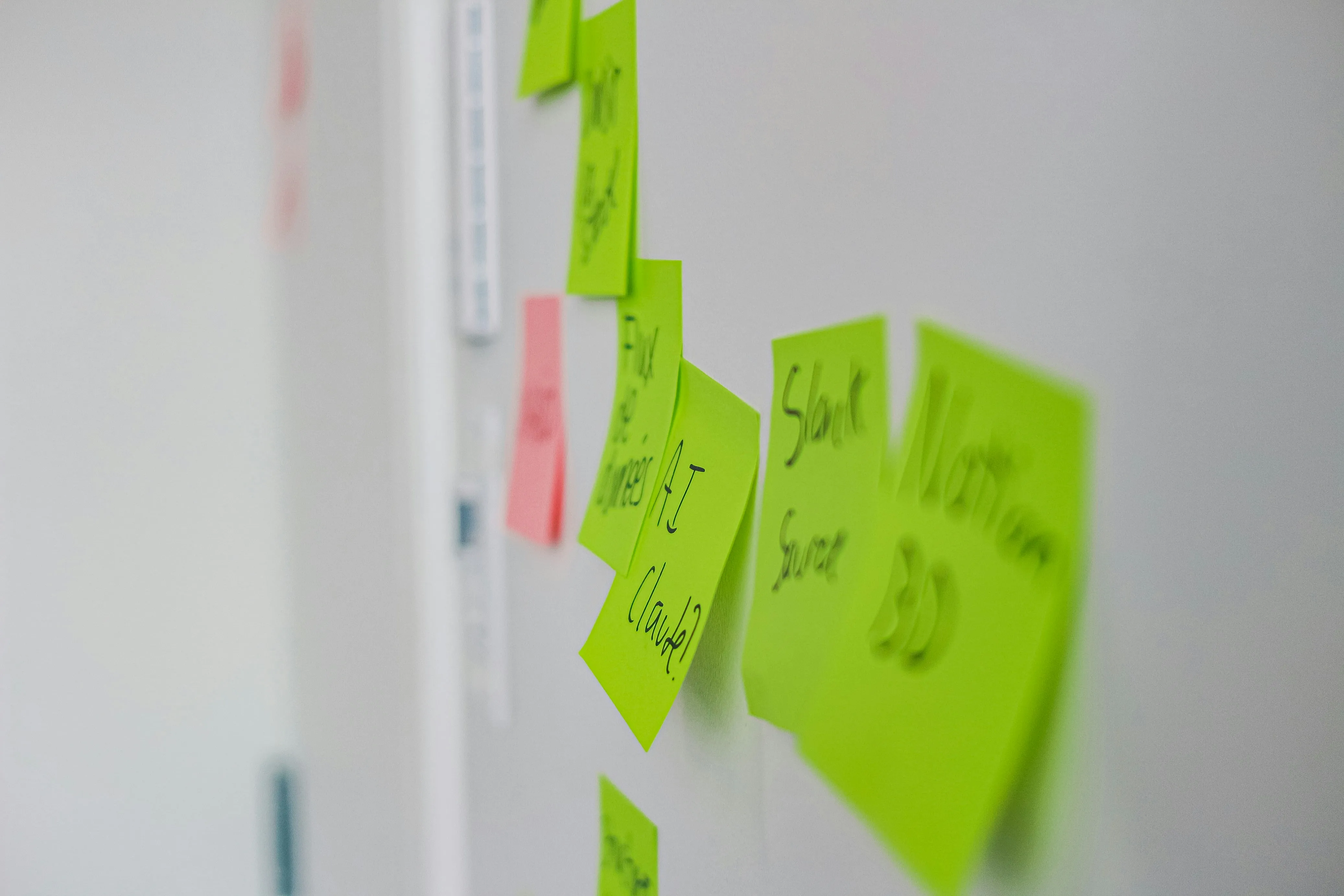 Abstrakt-technisches Bild oder Workshop-Szene